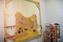 Sara Havekotte's work on a loom