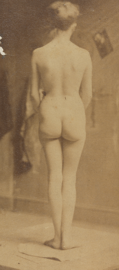 Female nude, from rear