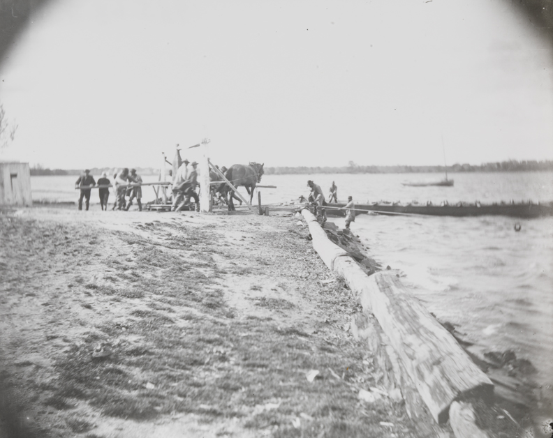 Shad fishing: hauling the net with the capstan