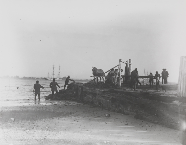 Shad fishing: hauling the net with the capstan