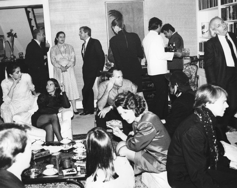 Kenny Scharf, Teresa Scharf, Alba Clemente, Francesco Clemente, Steven Greenberg,Stephen Sprouse, Undentified Men and Women