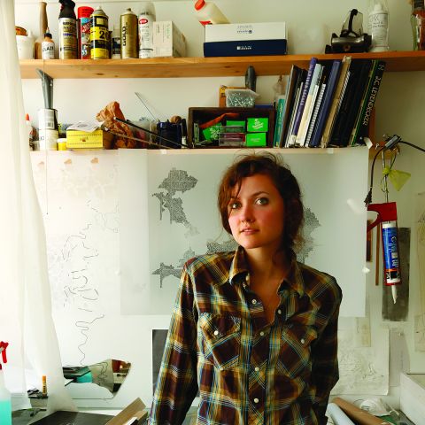 Laura Sallade in studio