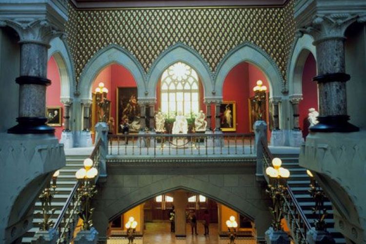 Historic Landmark Building, looking up from the grand staircase 