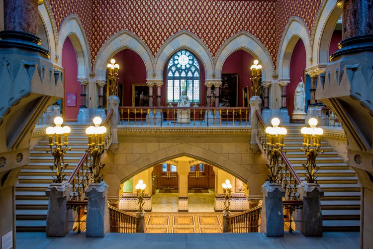View of Washington Foyer from the grand staircase in HLB